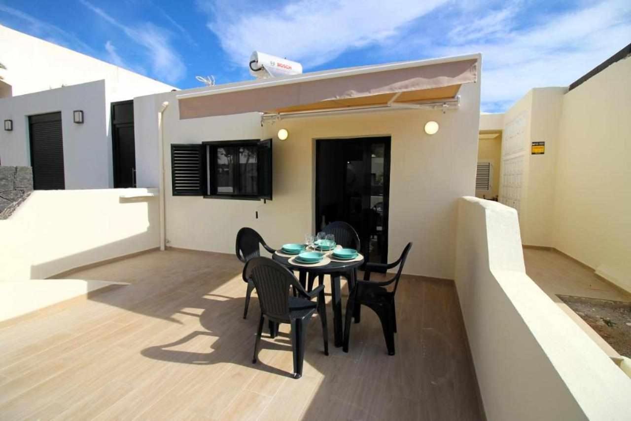 Blue Sand Apartment In Costa Teguise Exterior photo